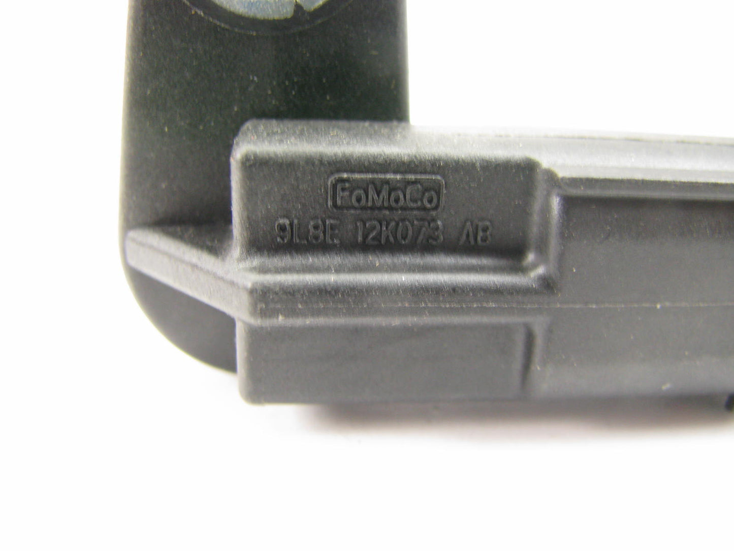 NEW - UNBOXED FORD 9L8E-12K073-AB Engine Camshaft Position Sensor