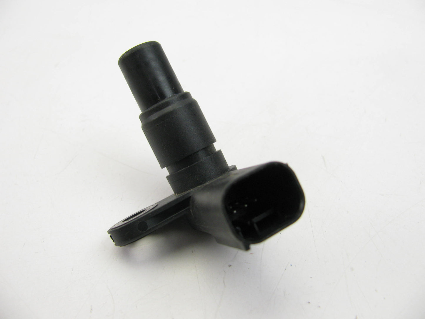 NEW UNBOXED OEM Ford 9L8E-12K073-AC Camshaft Cam Position Sensor 09-12 Escape