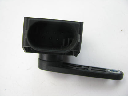 NEW UNBOXED OEM Mercedes Front Left Ride Height Sensor Control A0045429918