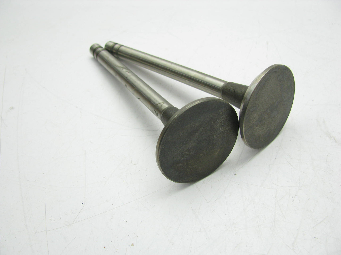 (2) NEW - OUT OF BOX MANLEY A1077 Engine Exhaust Valve  - 1.5'' Head X 4.923'' OAL