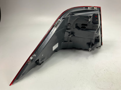 NEW UNBOXED OEM Mercedes Rear Right Tail Light Lamp 2011-2019 W166 A1669065601