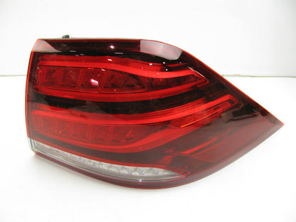 NEW UNBOXED OEM Right LED Tail Light Lamp A1669065801-005 For 16-18 Mercedes GLE