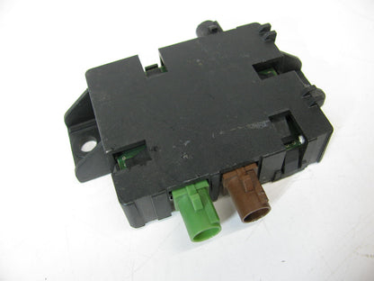 NEW OUT OF BOX OEM Radio Antenna Control Module Amplifier Mercedes A2059058001