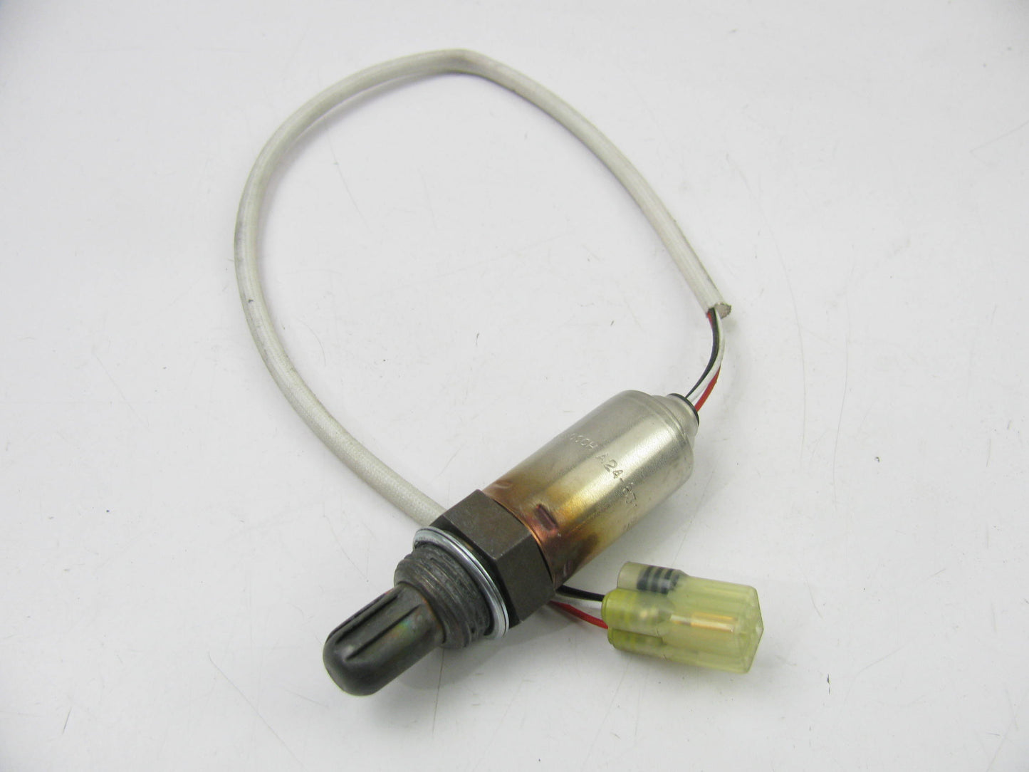 NEW UNBOXED GENUINE OEM Unisia Jecs A24-631207 Oxygen O2 Sensor For Subaru
