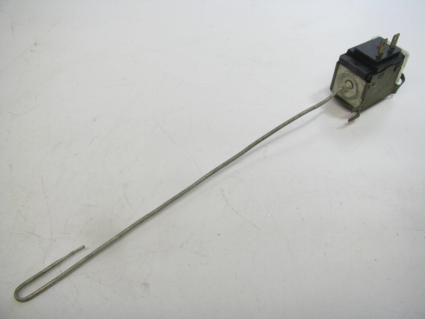 NEW - OUT OF BOX A46-3003-00 HVAC A/C Thermostatic Switch - 9533N400 35720