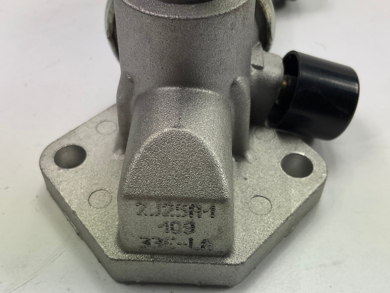 NEW - UNBOXED AESP109-33E Idle Air Control Valve For 1998-2001 Ford Mustang GT