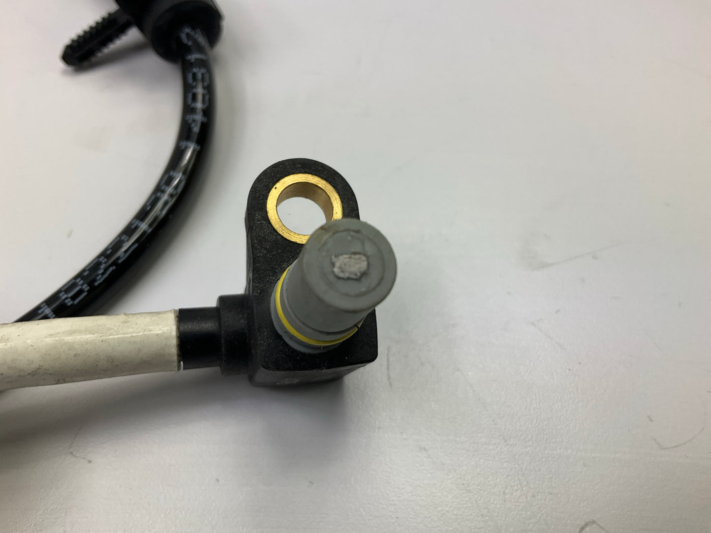 NEW - OUT OF BOX ALS484 Front ABS Wheel Speed Sensor