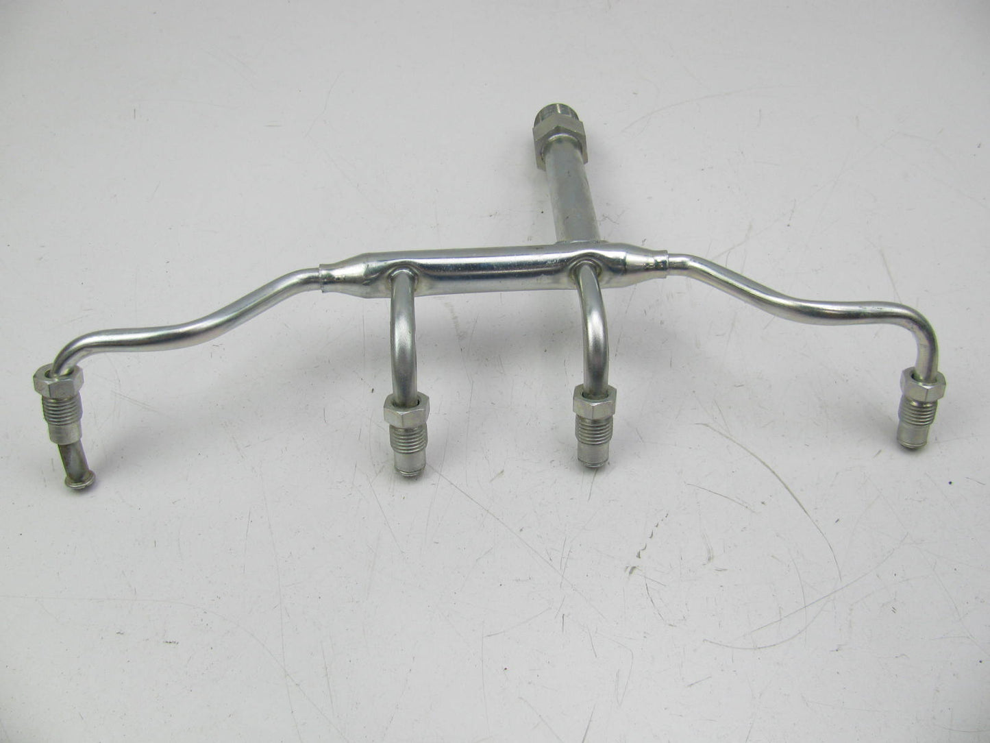 NEW - OUT OF BOX - Right Secondary Air Injection Pipe 1981-1990 GM Buick 307 V8