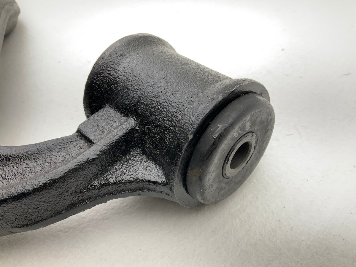 NEW AFTERMARKET AXB2606196 Front Right Lower Control Arm