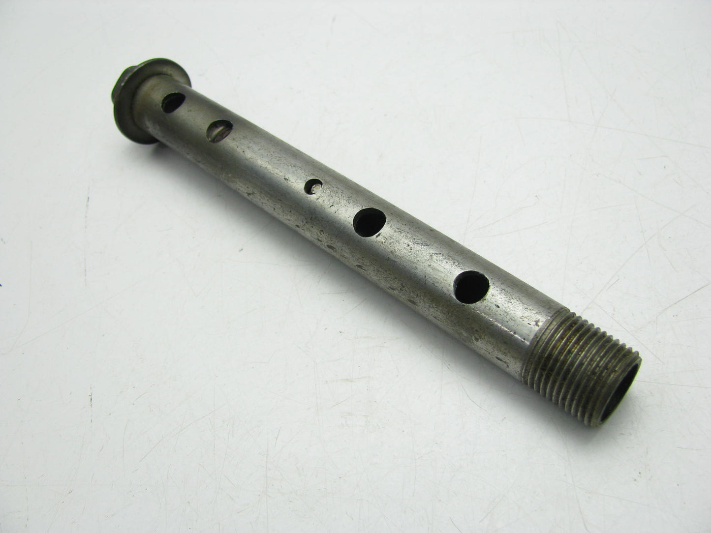 NEW - UNBOXED - OEM FORD B2A-6741-A Oil Filter Center Bolt 1965-1968 260 289-V8