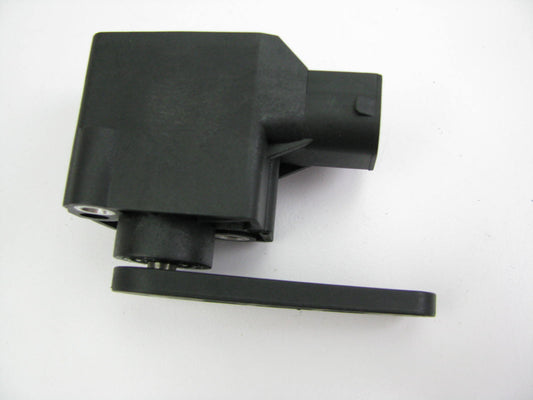 NEW - OUT OF BOX STANDARD B71001 Headlamp Headlight Level Sensor