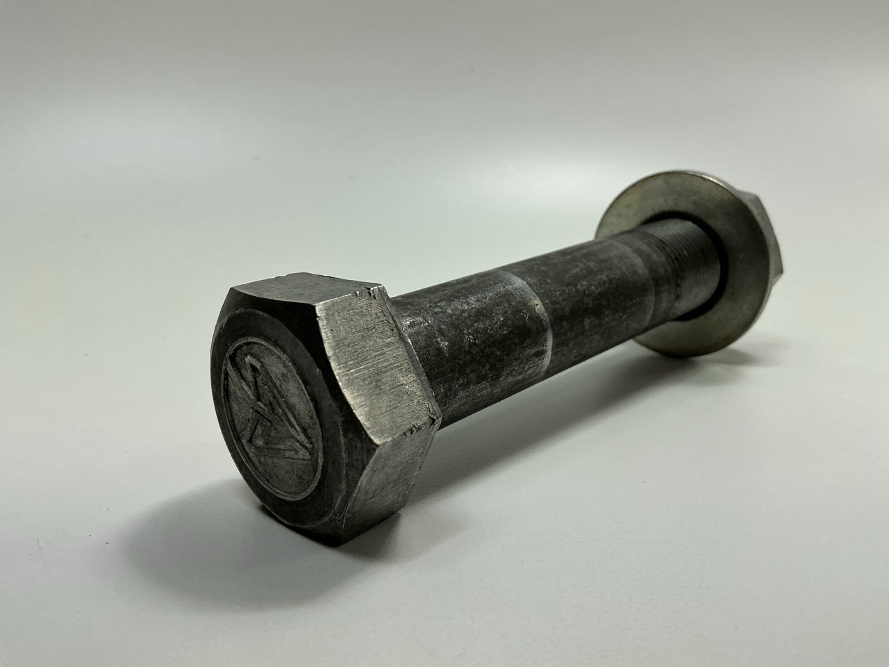 NEW UNBOXED Automann BKF100500GR5 Torque Arm Bolt Kit Hutch - E9839, R309839