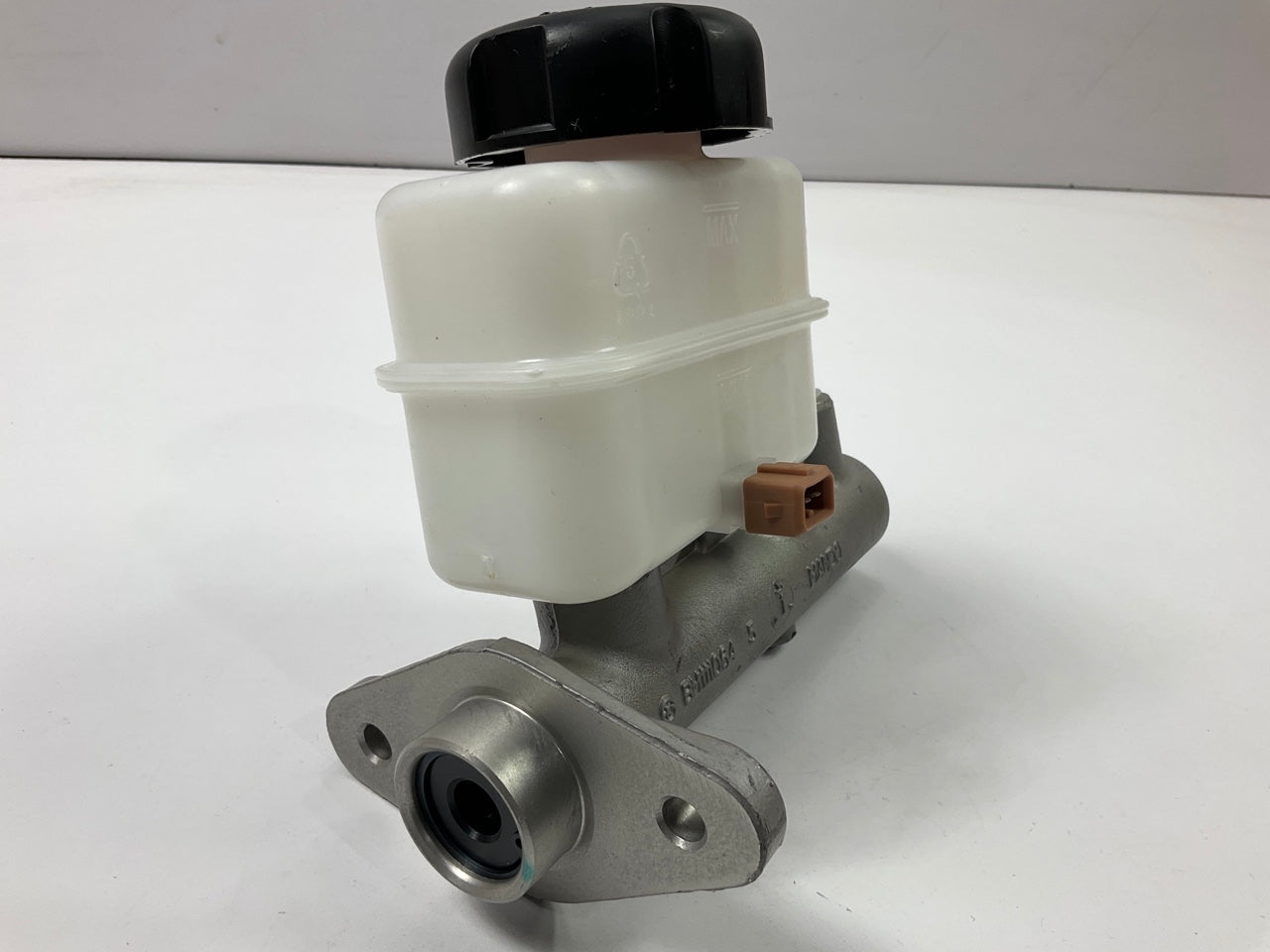 NEW UNBOXED OEM Brake Master Cylinder Casting # BM111064