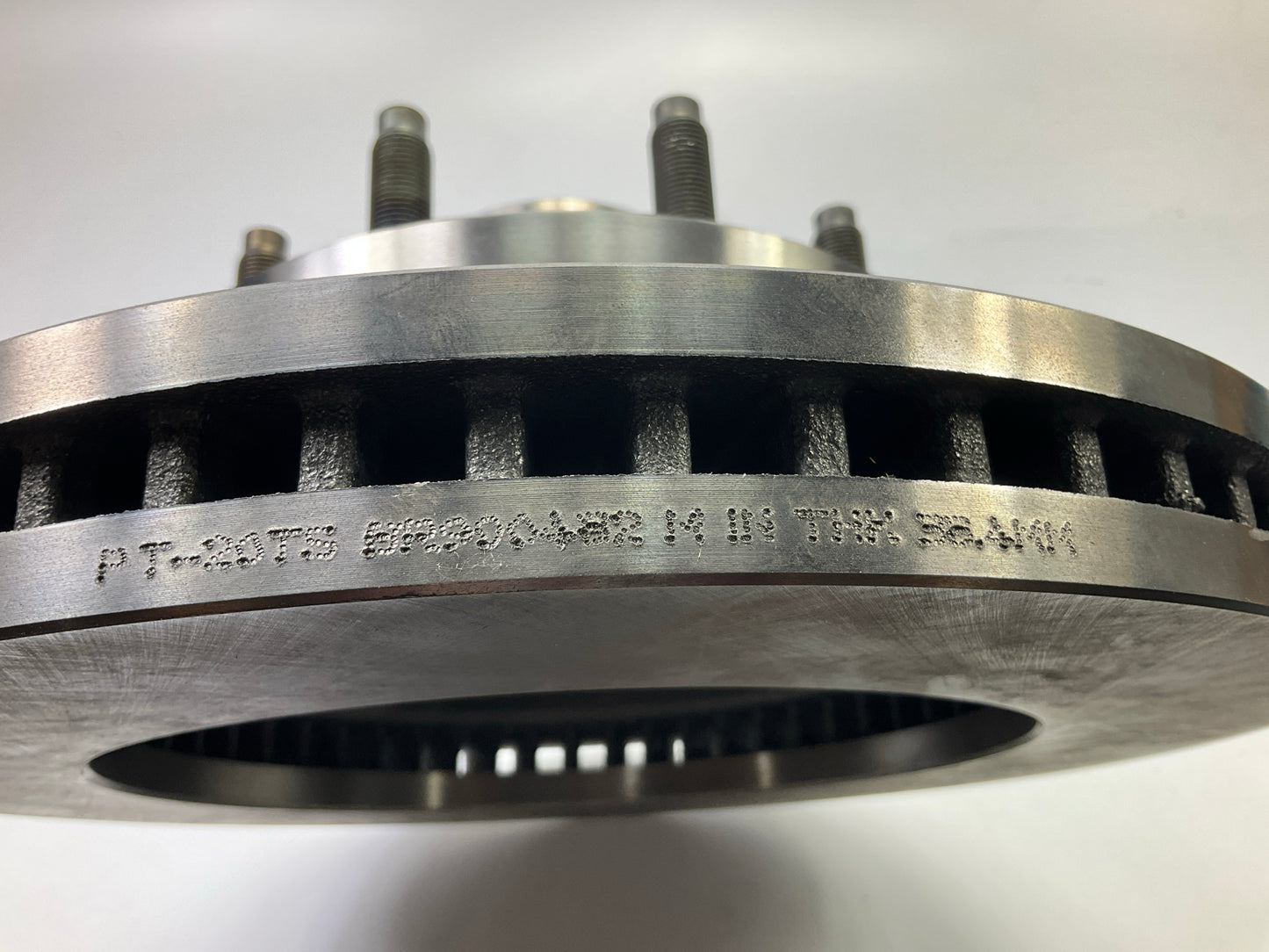 NEW - UNBOXED BR900482 Disc Brake Rotor And Hub Assembly Front