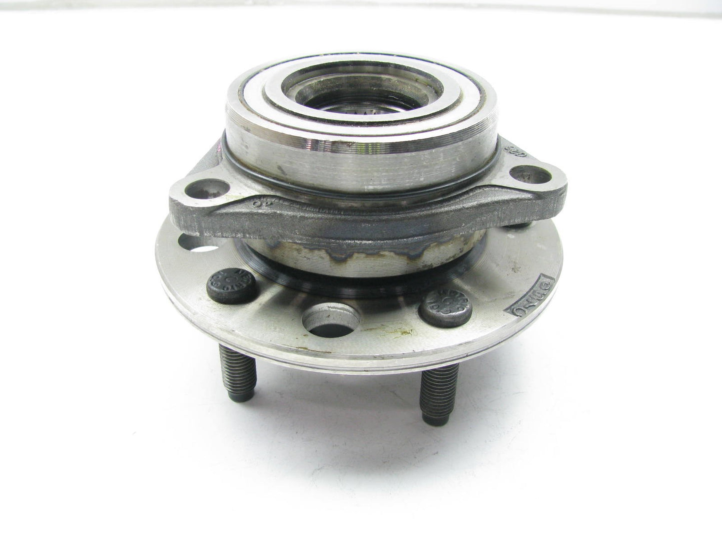 New - OUT OF BOX BR930072 Front Wheel Hub & Bearing