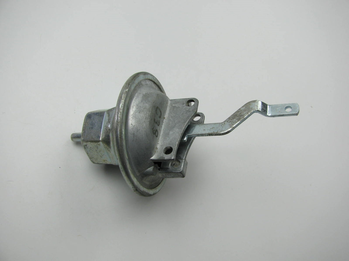 NEW - OUT OF BOX - C38 Distributor Vacuum Advance Control  V392
