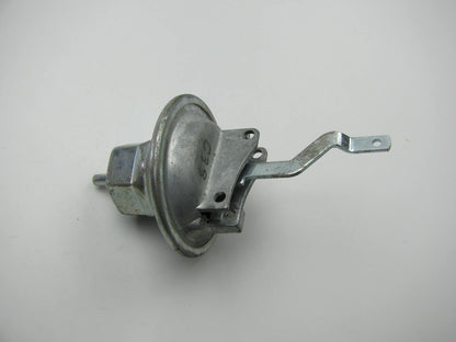 NEW - OUT OF BOX - C38 Distributor Vacuum Advance Control  V392