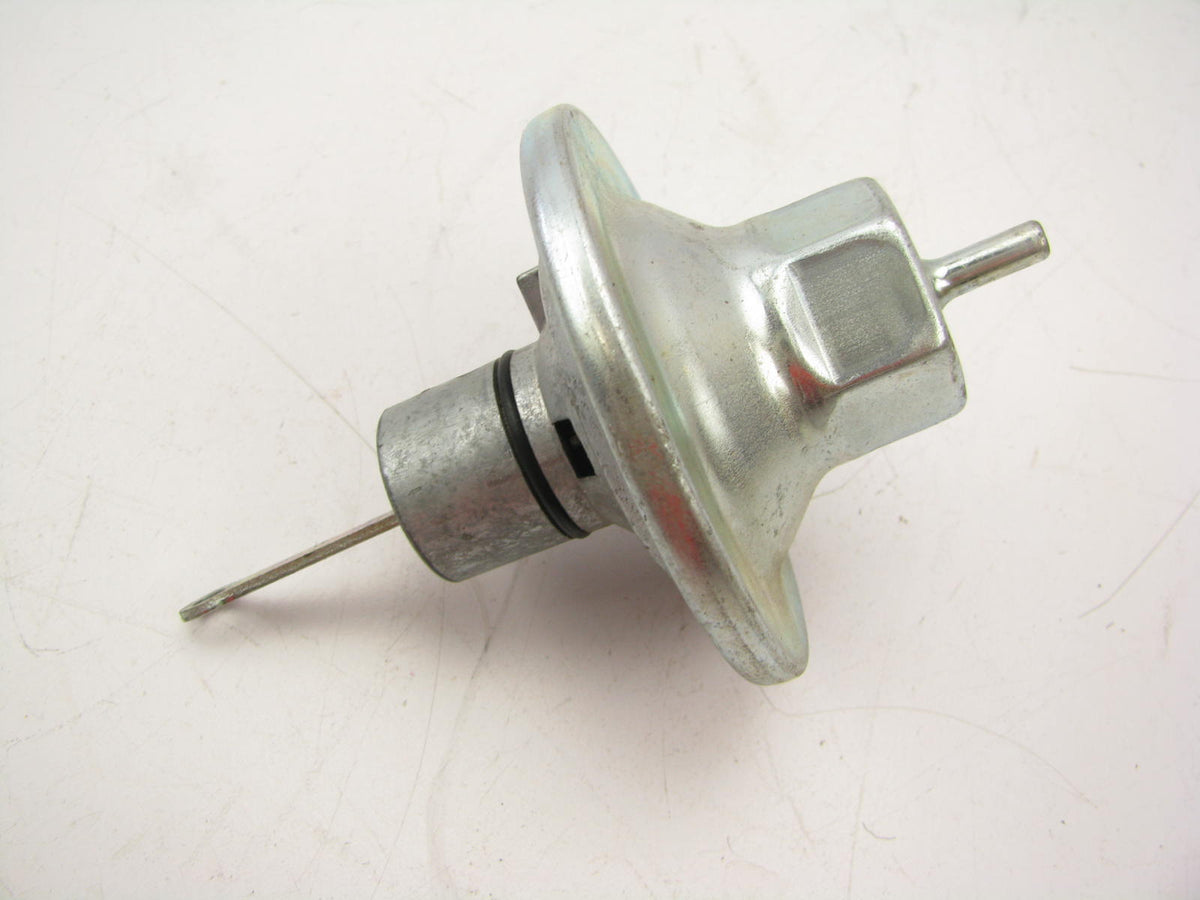 NEW - OUT OF BOX - C60 Distributor Vacuum Advance Control V473