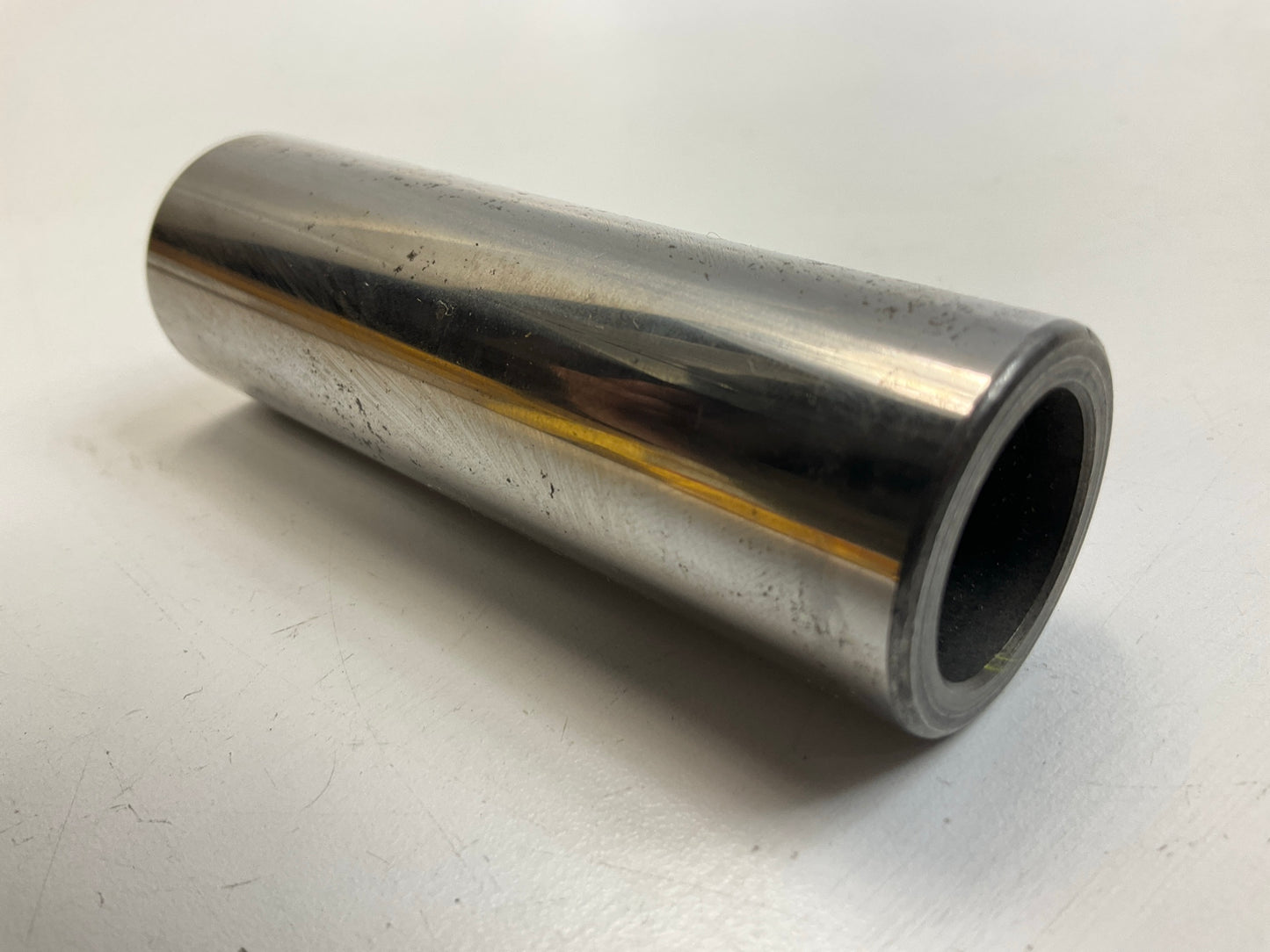 NEW - UNBOXED OEM Ford C8SZ-6135-A Engine Piston Wrist Pin 68-97 370 429 460-V8