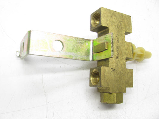 OUT OF BOX C9TZ-2B257-B Brake Proportioning Valve OEM For 1969-1977 Ford TRUCKS