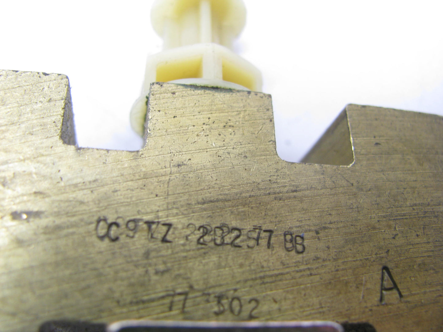 OUT OF BOX C9TZ-2B257-B Brake Proportioning Valve OEM For 1969-1977 Ford TRUCKS