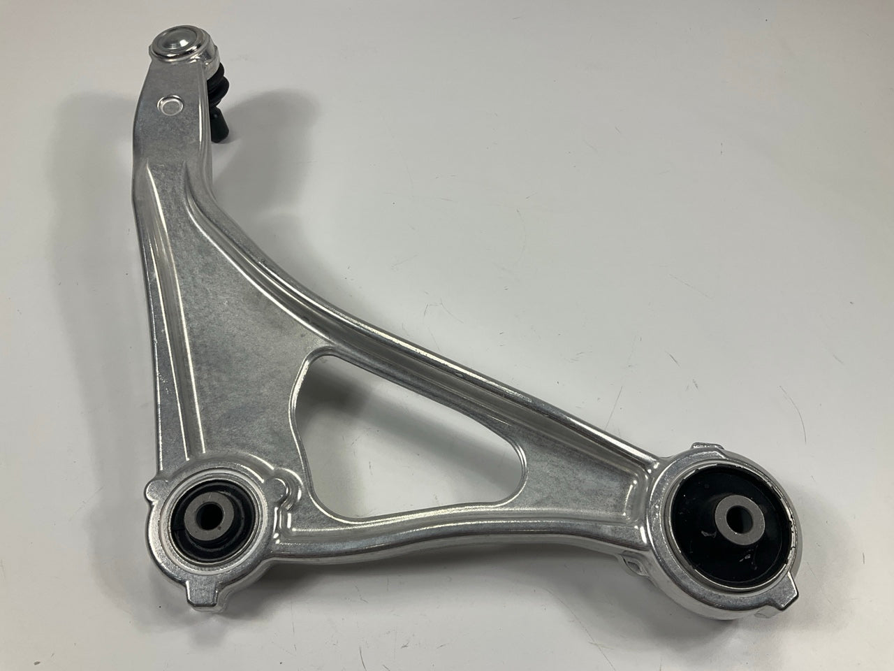 UNBOXED CA22839 Front Left Lower Suspension Control Arm & Ball Joint Assembly