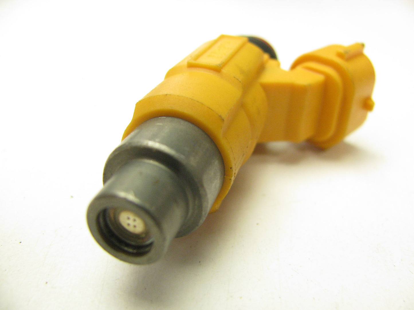 REMAN - OUT OF BOX CDH275 Fuel Injector 1997-04 Mitsubishi 2.0L-L4 3.0L 3.5L-V6