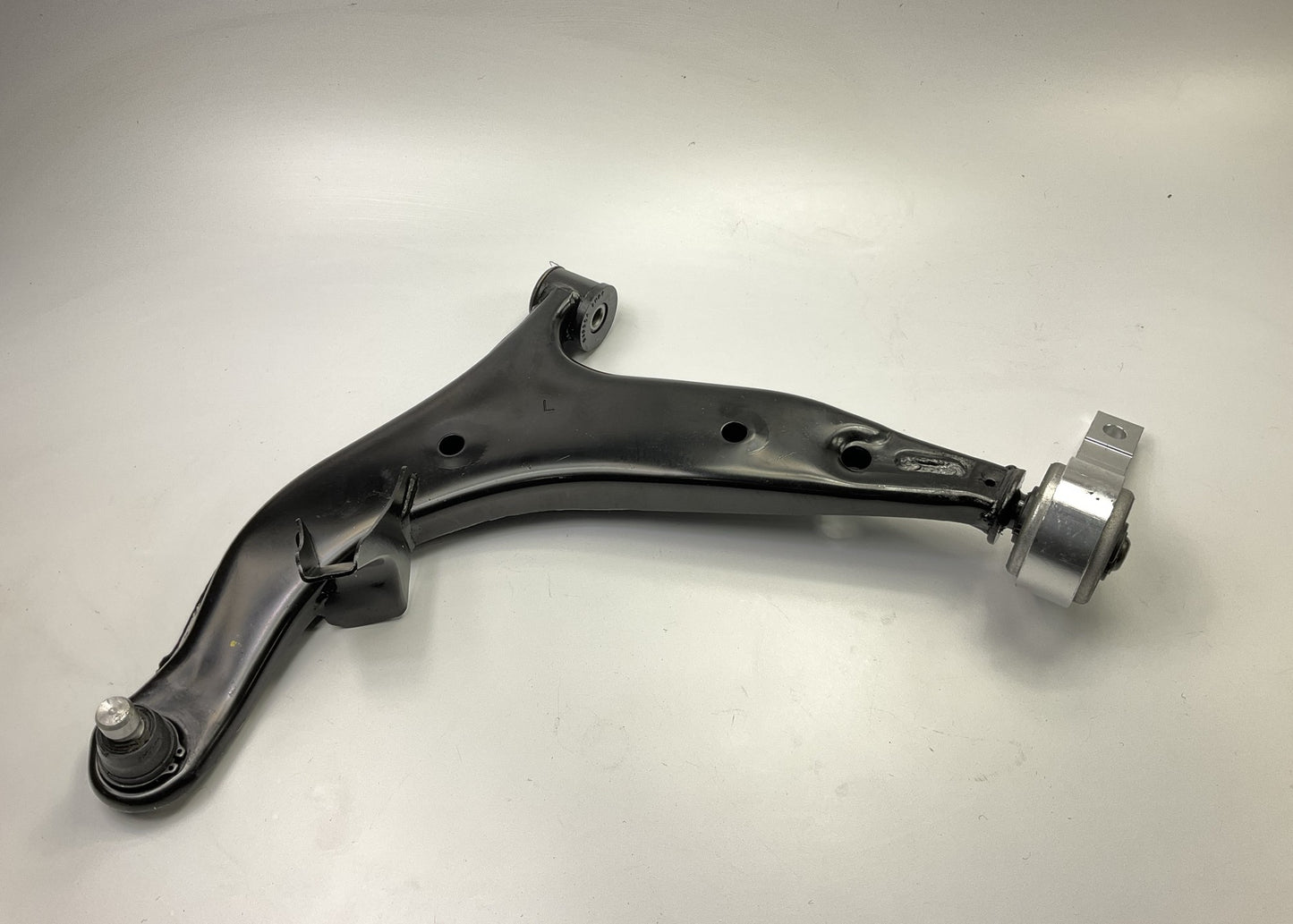 NEW - UNBOXED CK620560 Front Left Lower Suspension Control Arm And Ball Joint