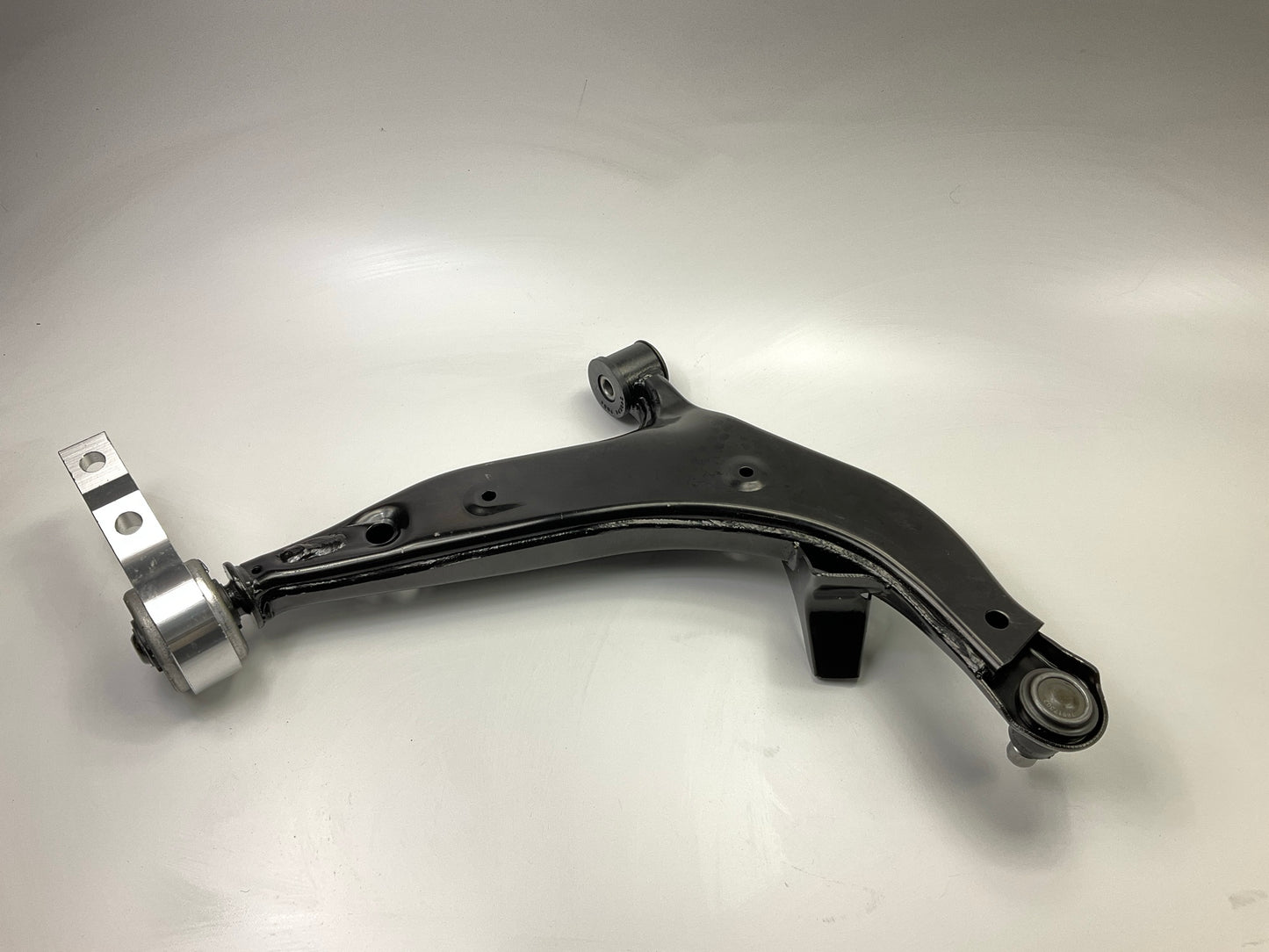 NEW - UNBOXED CK620560 Front Left Lower Suspension Control Arm And Ball Joint