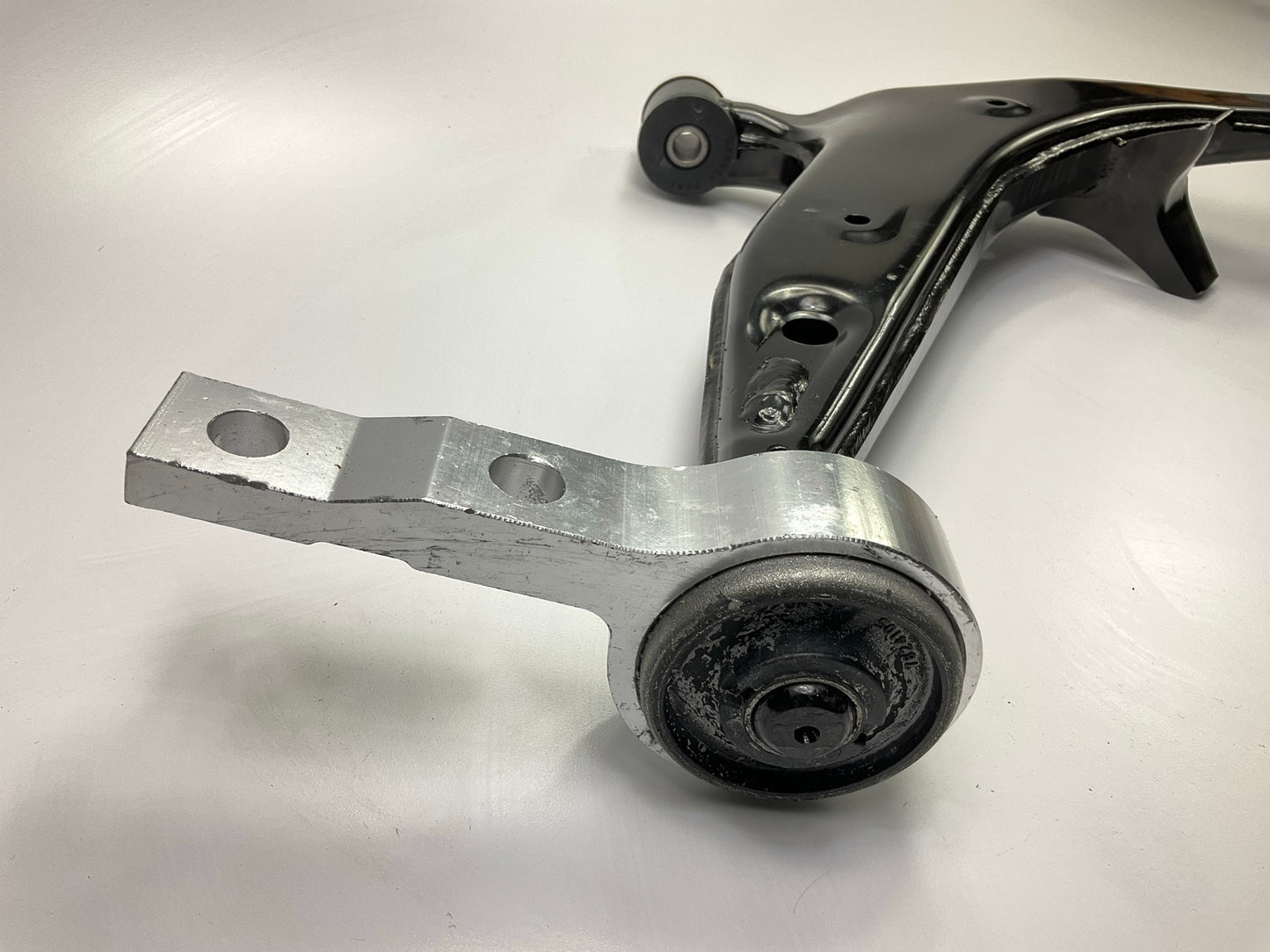 NEW - UNBOXED CK620560 Front Left Lower Suspension Control Arm And Ball Joint