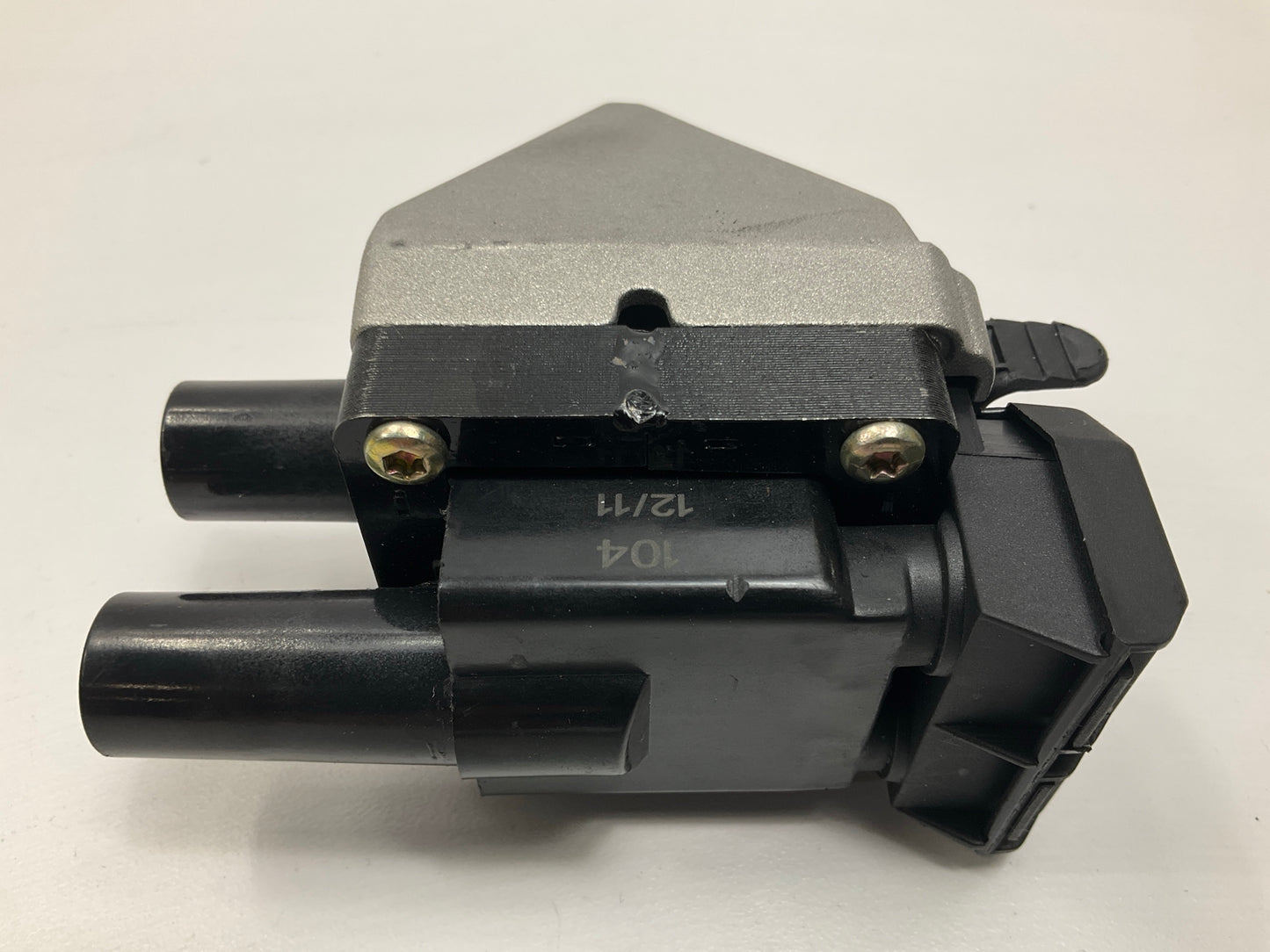 NEW - OUT OF BOX CLS1254 Ignition Coil For 94-96 Mercedes C220 2.2L-L4