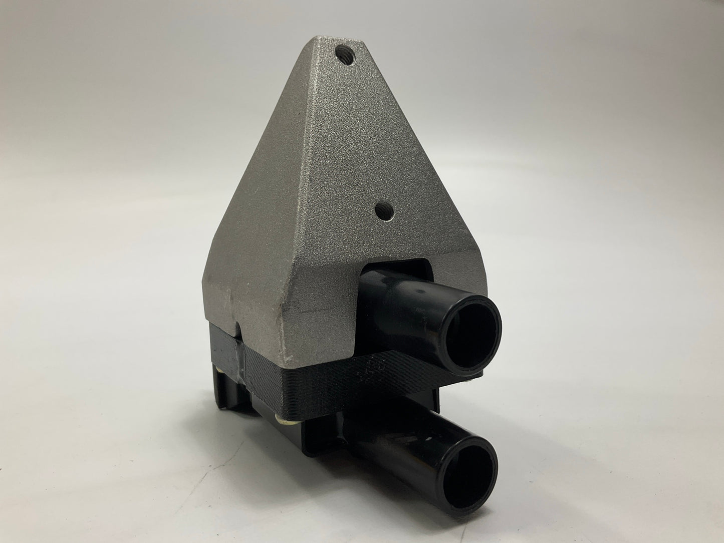 NEW - OUT OF BOX CLS1254 Ignition Coil For 94-96 Mercedes C220 2.2L-L4