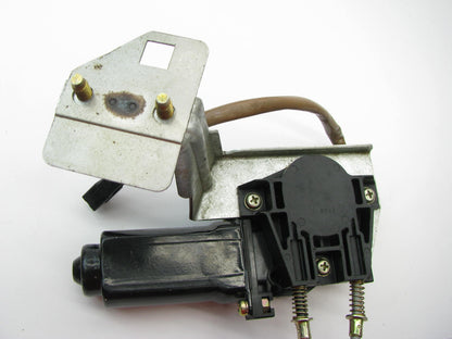 NEW - OUT OF BOX - CM09014XC Left Driver Side Rear Quarter Glass Window Motor