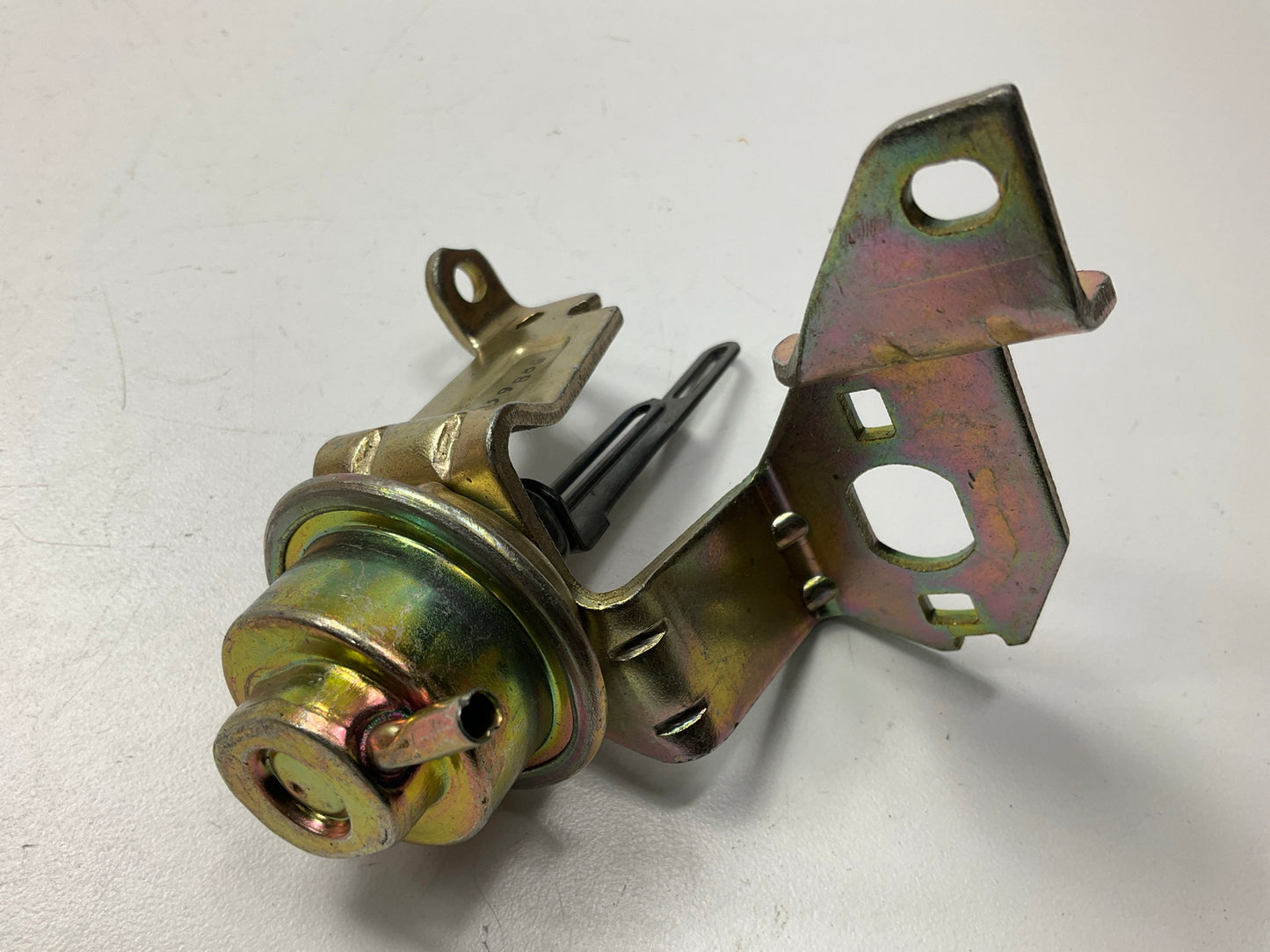 NEW - OUT OF BOX CPA297 Carburetor Choke Pull-Off