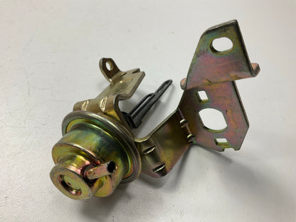 NEW - OUT OF BOX CPA297 Carburetor Choke Pull-Off