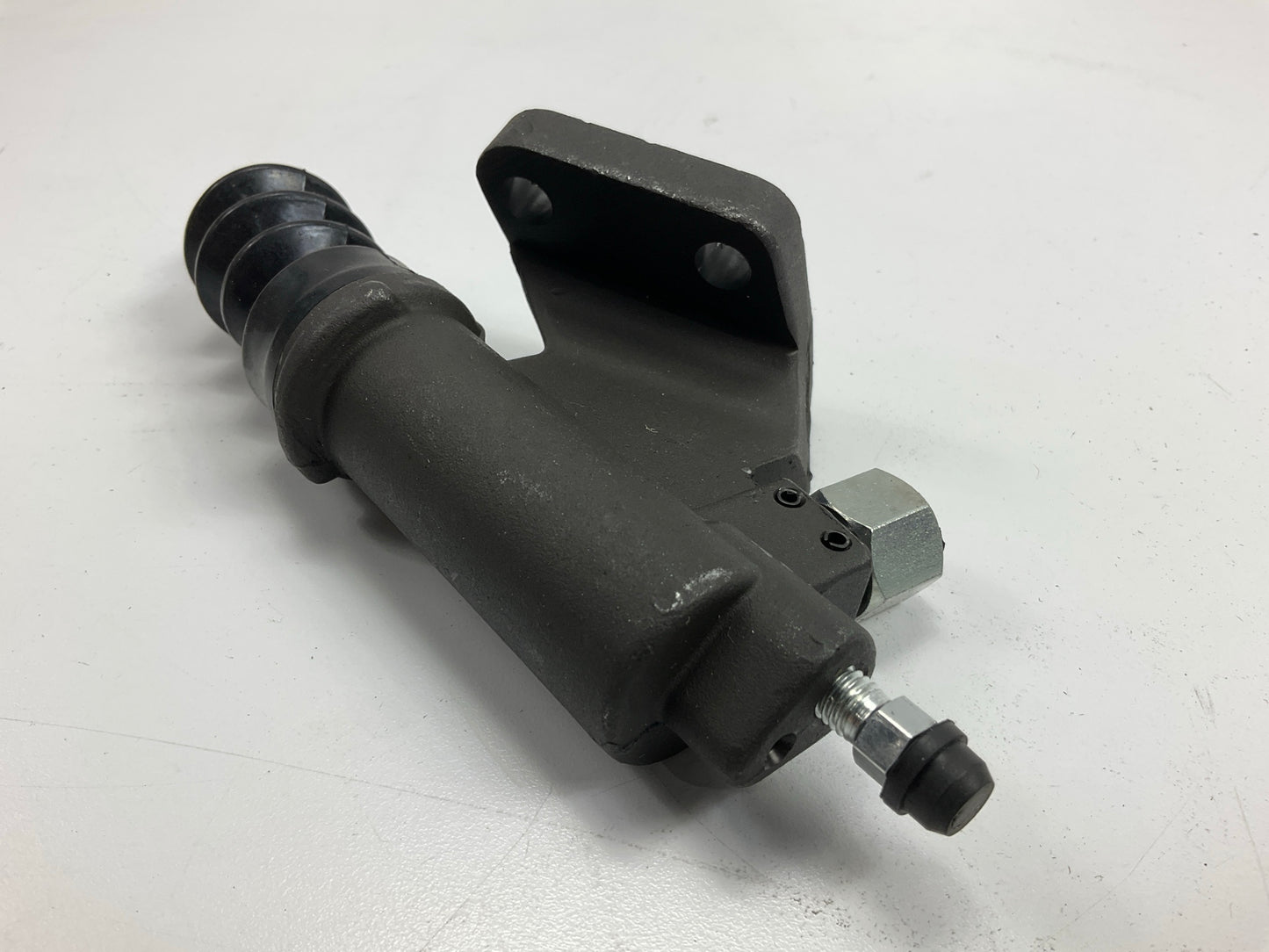 NEW - OUT OF BOX CS650052 Clutch Slave Cylinder