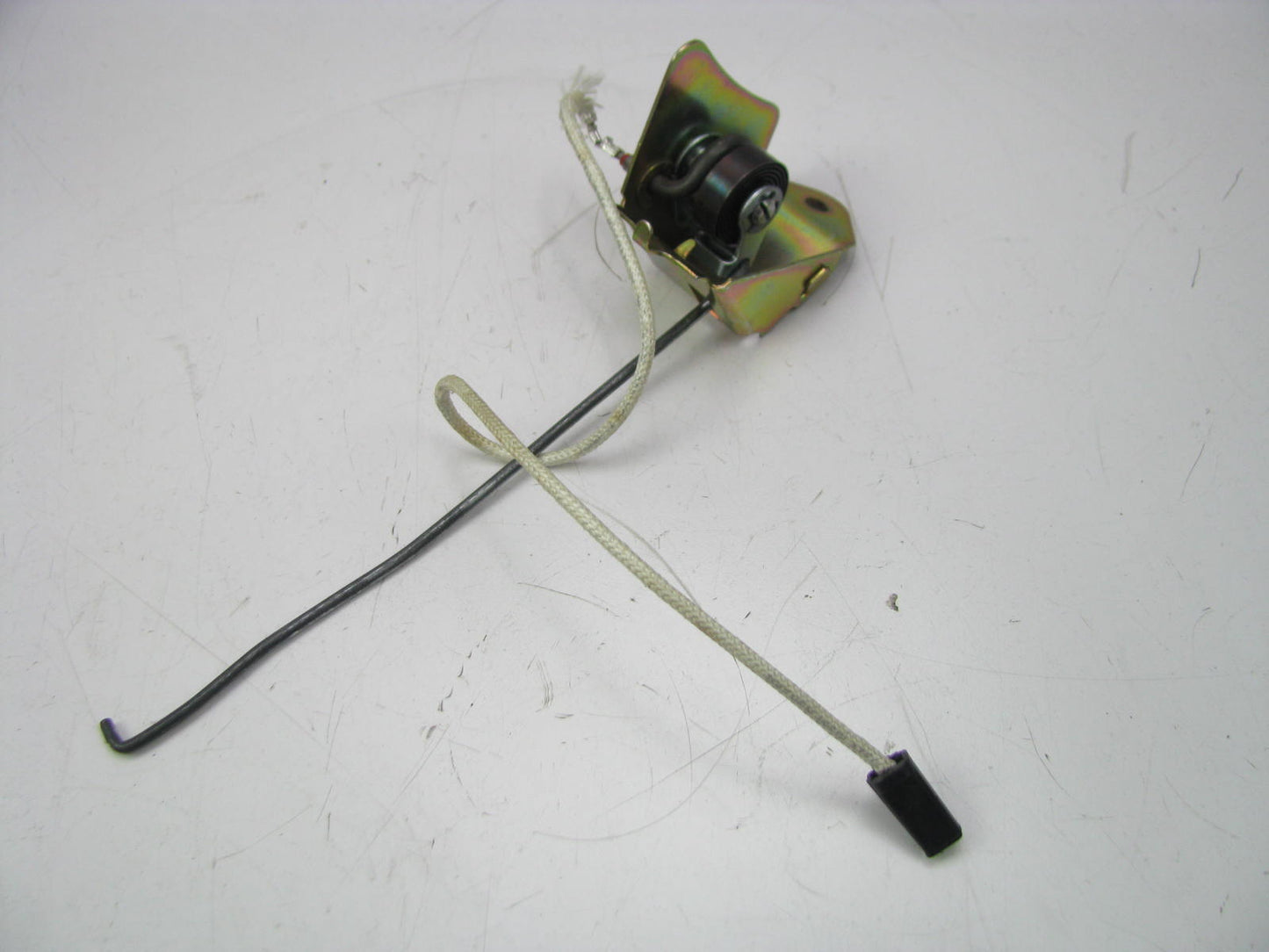 NEW - OUT OF BOX - CV126 Carburetor Choke Thermostat - Holley 1-BBL