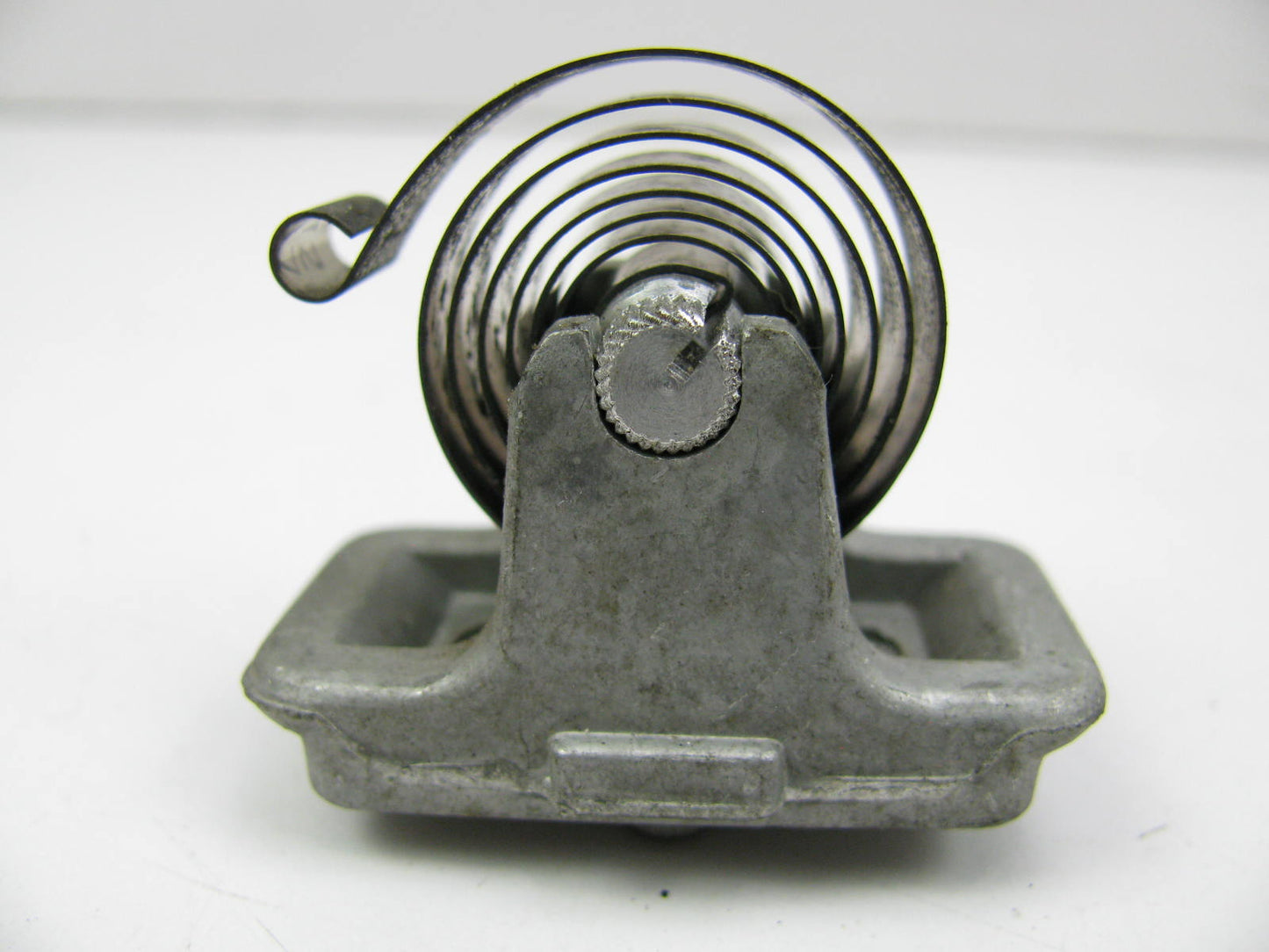 NEW - OUT OF BOX STANDARD CV186 Carburetor Choke Thermostat - CV75 TH13 170-593