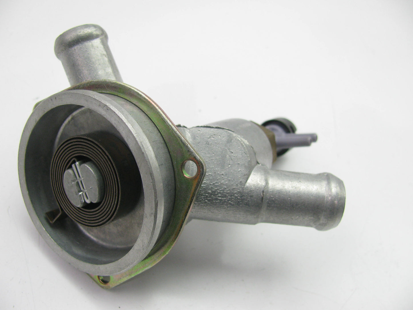 NEW OUT OF BOX - AISIN Carburetor Choke Thermostat OEM For 1979 Toyota 2.2L 20R