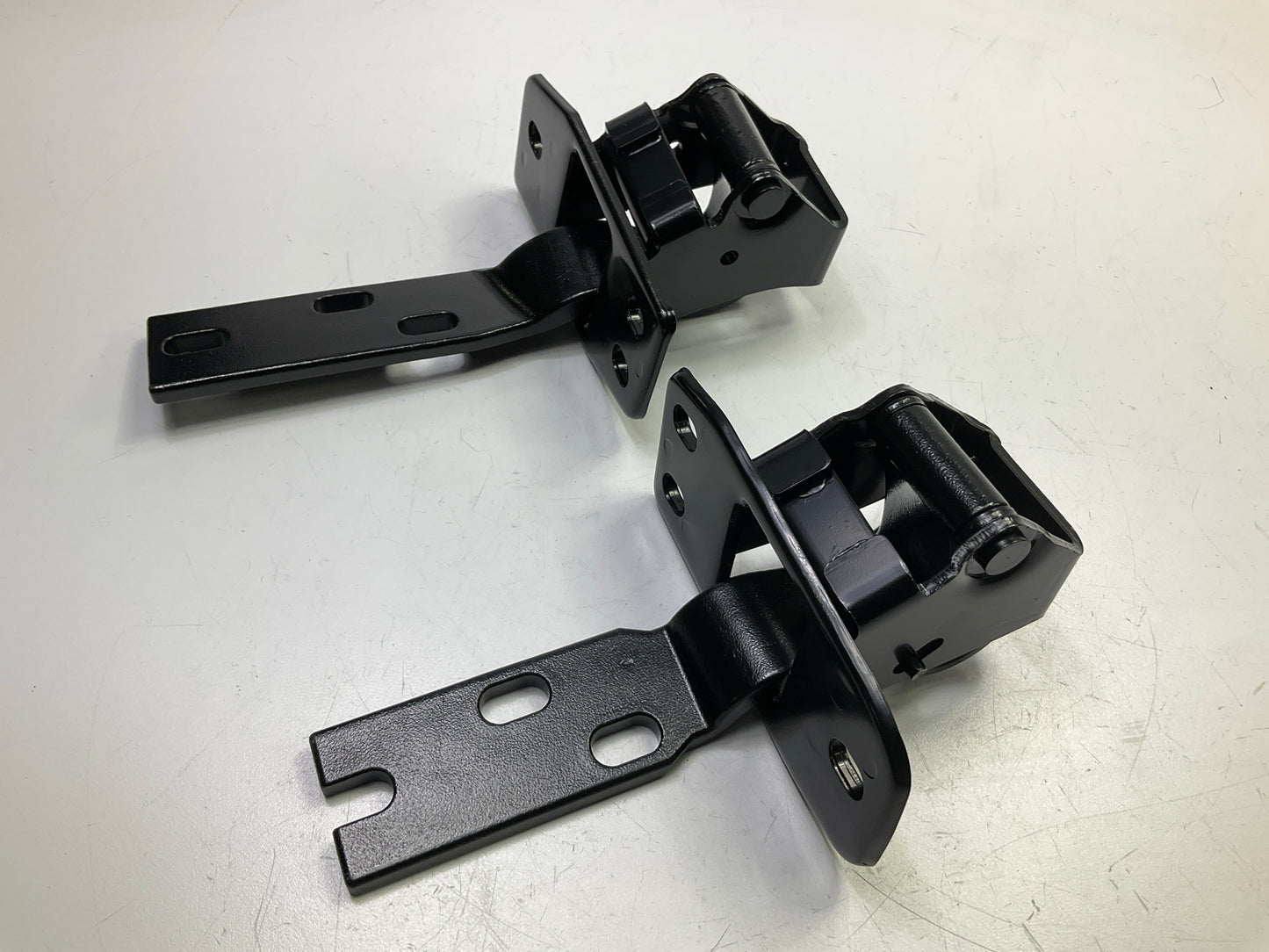 NEW CVT1183KL Upper & Lower Steel Door Hinges Left Drivers 47-54 Chevy GMC Truck