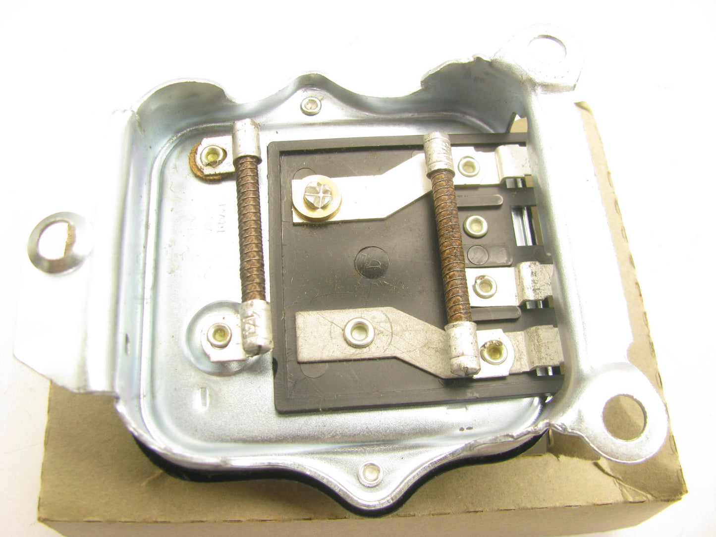 NEW - OUT OF BOX D-63 Voltage Regulator For 1963-1967 Pontiac - 1119511