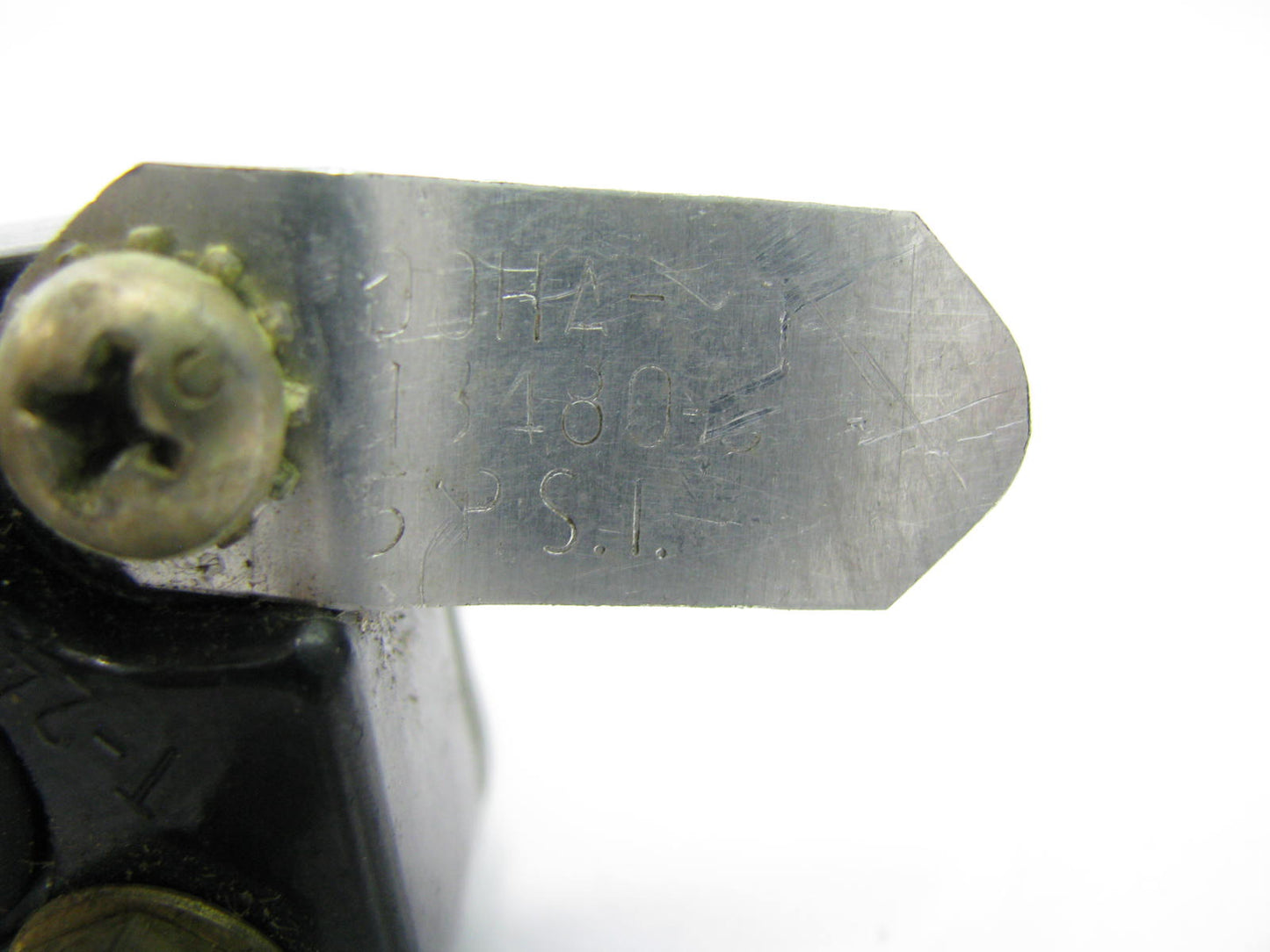 NEW - OUT OF BOX - OEM FORD D0HA-13480-C Air Brake Light Lamp Switch