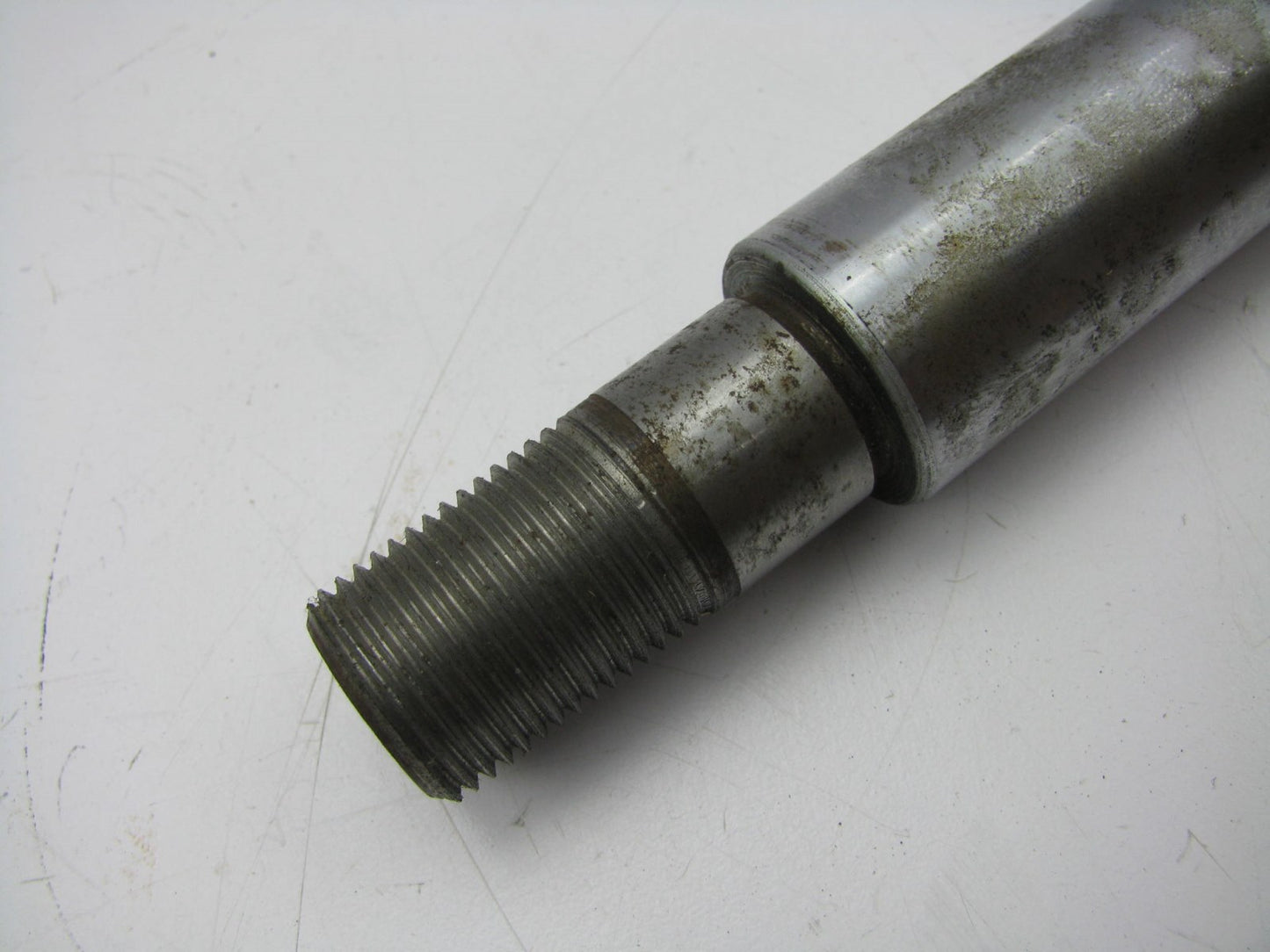 NOS OEM Ford D0HZ-3B542-C Power Steering Cylinder Rod - 20 1/8'' Long, 1 1/4'' OD