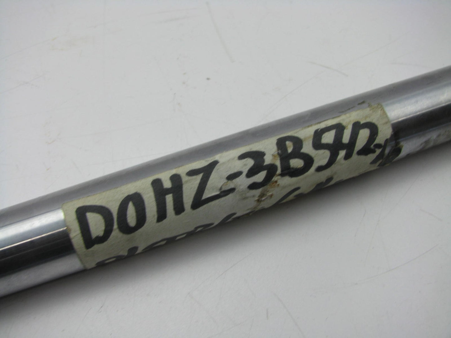 NOS OEM Ford D0HZ-3B542-C Power Steering Cylinder Rod - 20 1/8'' Long, 1 1/4'' OD
