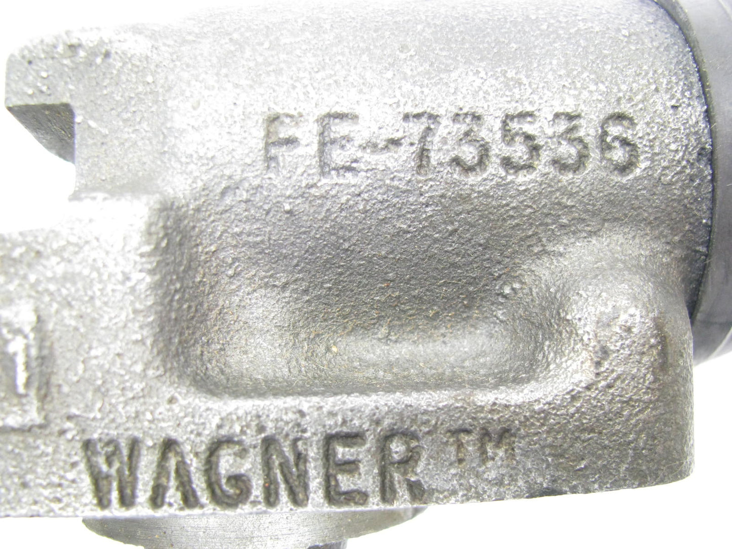 NEW - OUT OF BOX FORD D0TZ-2061-E Drum Brake Wheel Cylinder - Front Right Upper
