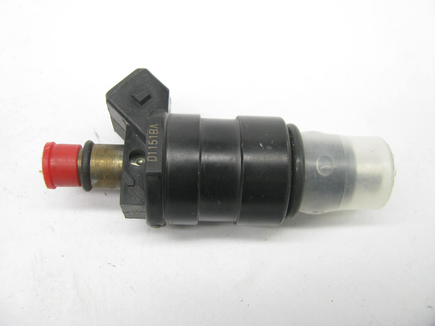 NEW - OUT OF BOX - Lucas D1151BA Fuel Injector FJ102