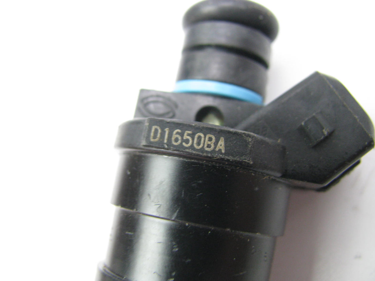 NEW - UNBOXED (1) BMW M20 325e, 528e Lucas D1650BA Fuel Injector