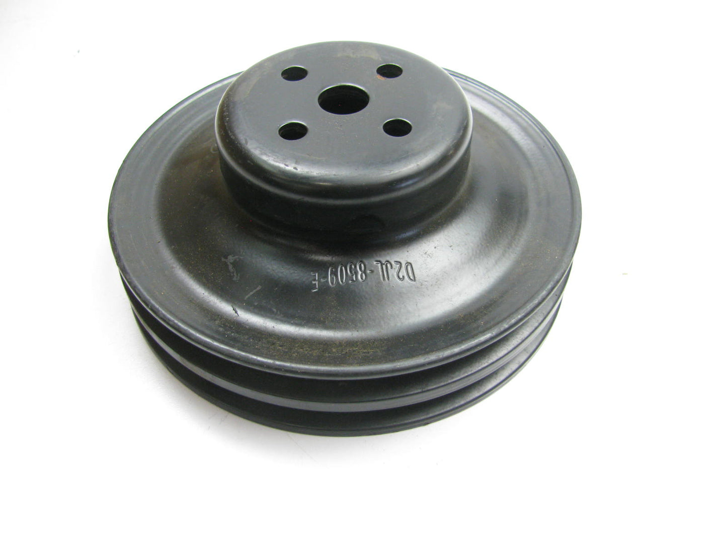 NEW OEM Ford D2JL-8509E Water Pump Pulley 70-71 Ford Mercury 7.0L V8 OMC Cobra