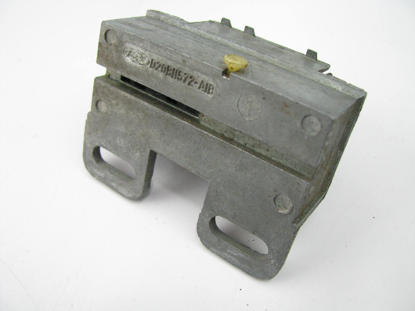 NEW - OUT OF BOX - OEM FORD D2OB-11572-A1B Ignition Starter Switch D2OZ-11572-A