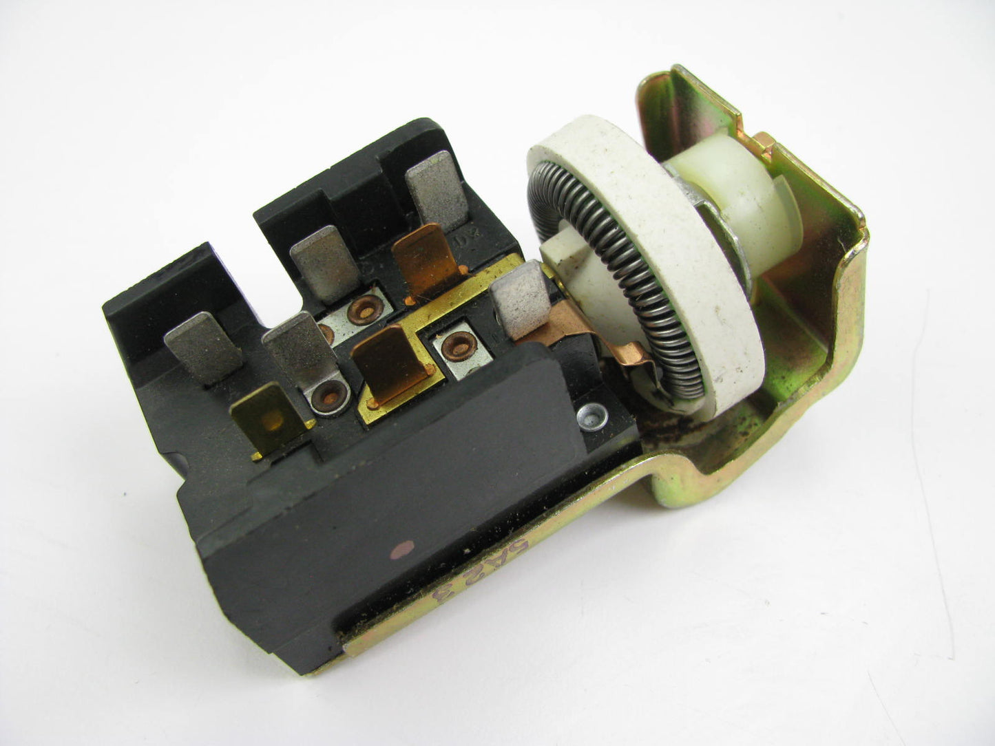 NEW - OUT OF BOX - OEM Ford D3AB-11654-AA Headlight Lamp Switch
